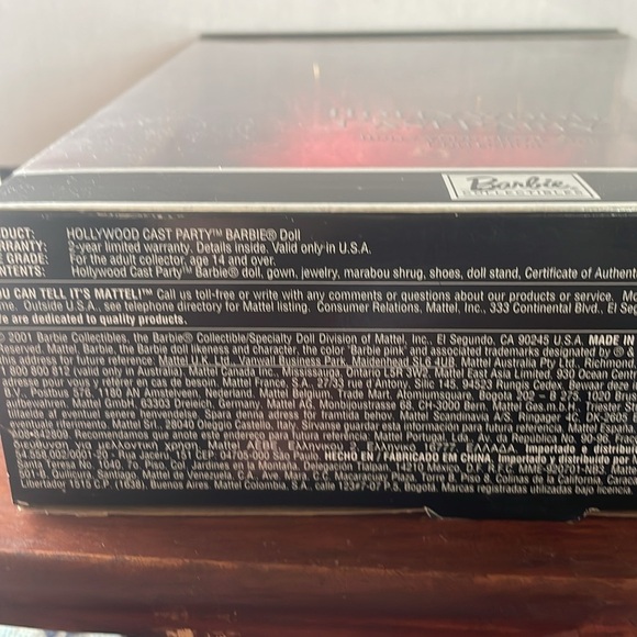 2001 Hollywood Cast Party Barbie NIB 5th in Series - Picture 7 of 12